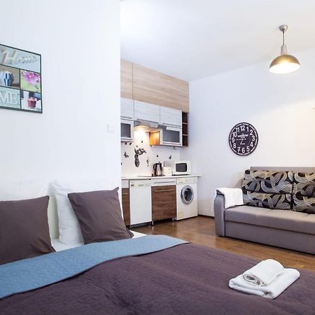 Very Central, Comfy Studio Budapest Exteriör bild