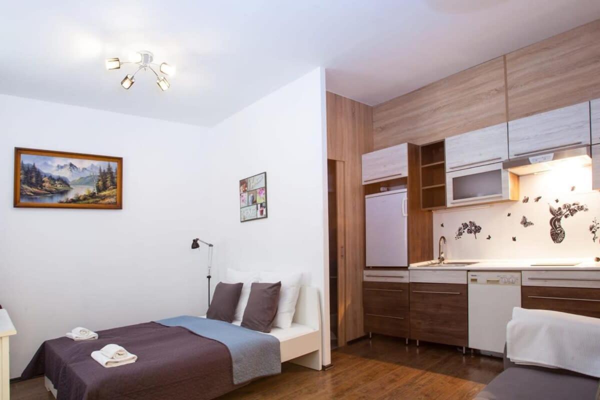 Very Central, Comfy Studio Budapest Exteriör bild